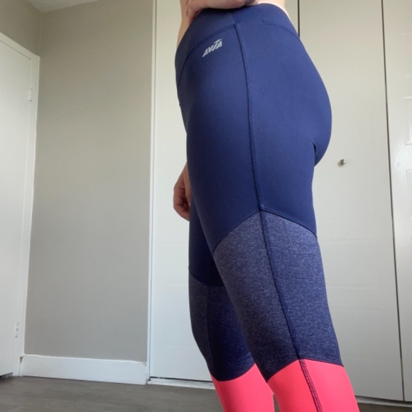 3/4 color block athletic leggings - Picture 3 of 5